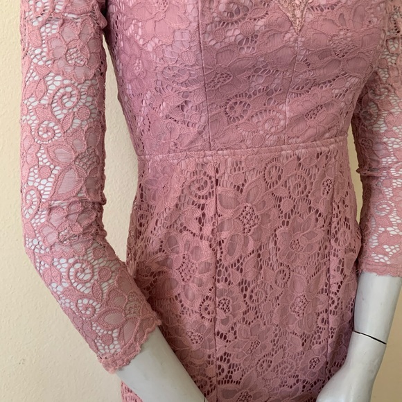 Pinkblush Mauve Pink Sweetheart Neckline Lace Off Shoulder Maternity Maxi Dress - Picture 7 of 12